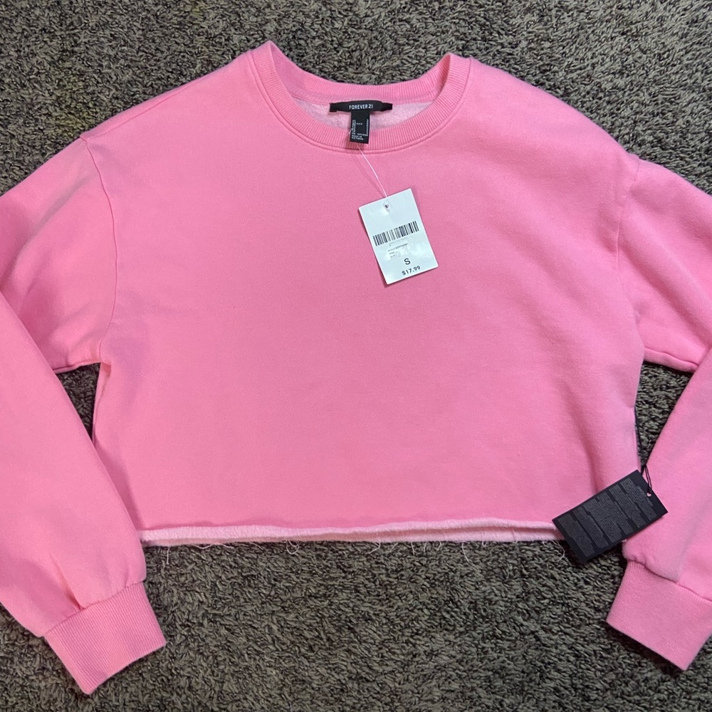 Forever 21 Pink Crew Neck Size Small NWT